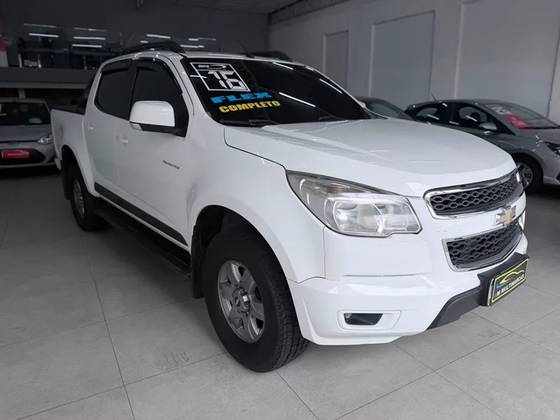 CHEVROLET S10 2.4 ADVANTAGE 4X2 CD 8V FLEX 4P MANUAL CHEVROLET S10 2.4 ADVANTAGE 4X2 CD 8V FLEX 4P MANUAL